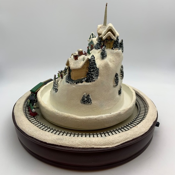 Thomas Kinkade Masterpiece Edition White Christmas Town & Train Only UNTESTED! - Picture 12 of 16